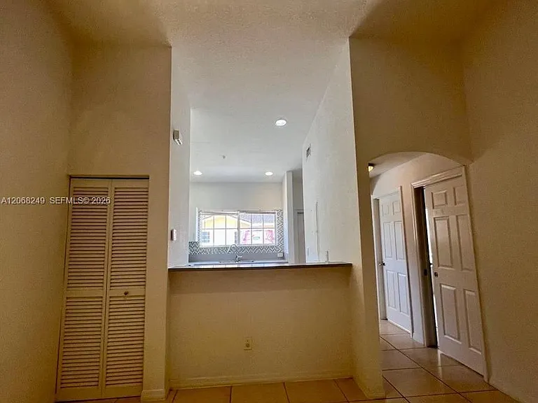 3824 SW 48th Ave #3824 — Photo 9