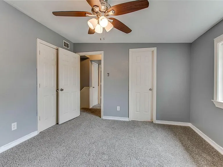 2310 Ridgedale Dr — Photo 12