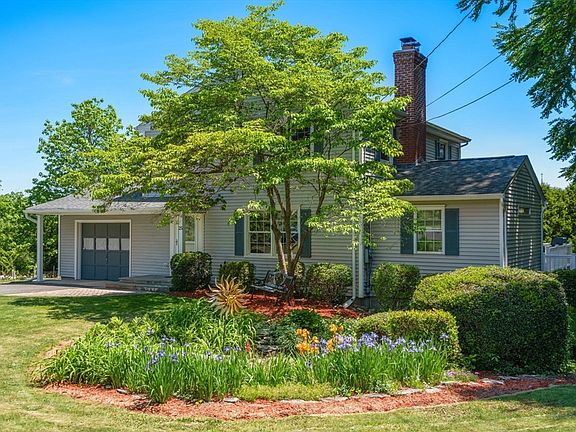 3rd image of 25 Everett Ave