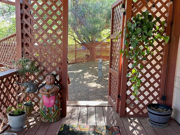 4th image of 2645 Pipe Creek Drive
