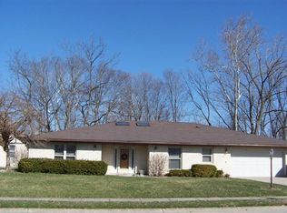 125 Springwood Dr, Springboro, OH 45066