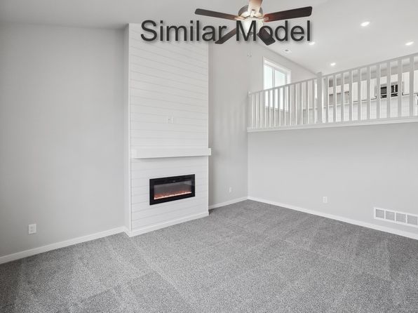 1380 Locust St, Waukee, IA 50263