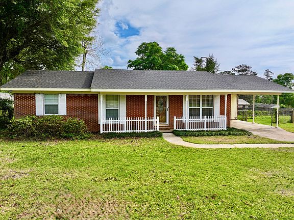 2nd image of 457 Edgewood Cir