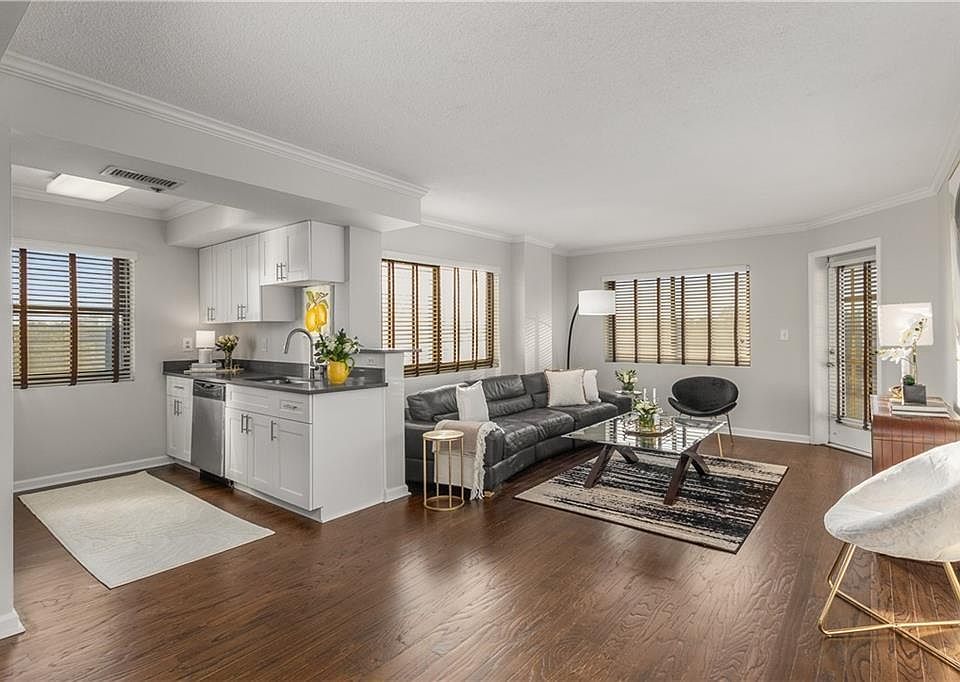 1st image of 795 Hammond Dr APT 708