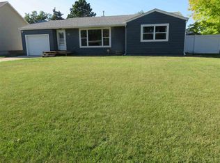 11 Green Way, Minot, ND 58701