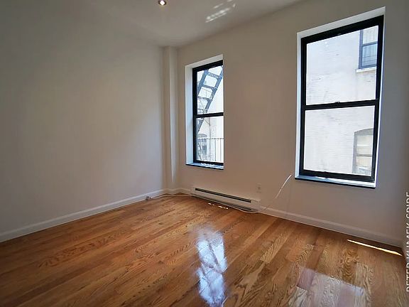 3rd image of 204 W 108th St APT 8