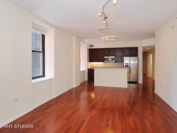 3rd image of 310 S Michigan Ave Unit 1608