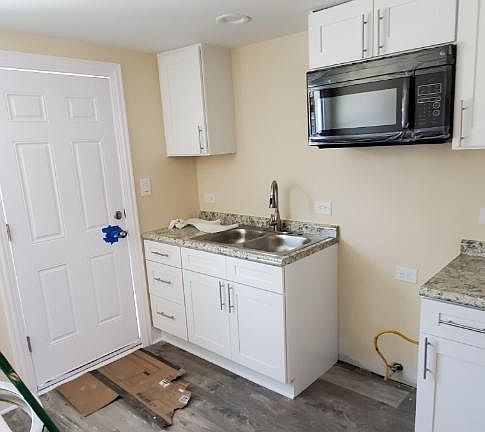 3rd image of 9730 S Crandon Ave