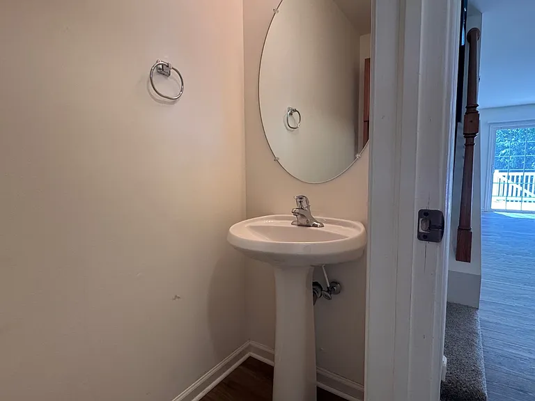 38 Ramsgate Ln — Photo 8