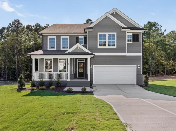 80 Bluestone Dr, Lillington, NC 27546