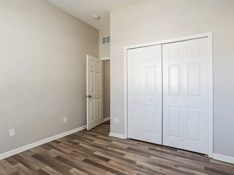 9446 Maidstone Mill Dr E — Photo 12