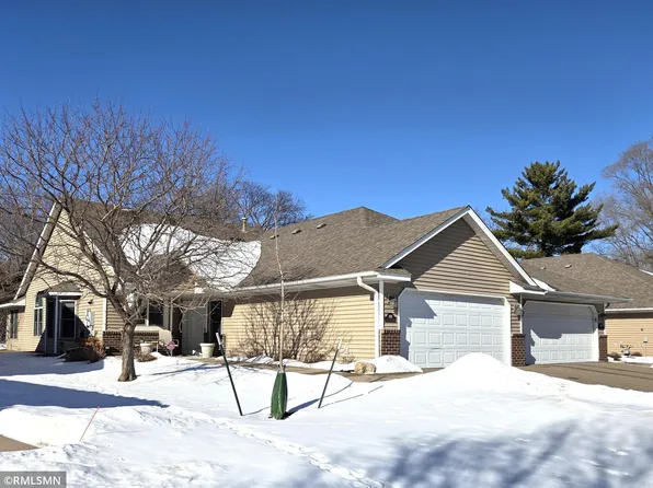 2613 Rosetown Ct, Roseville, MN 55113