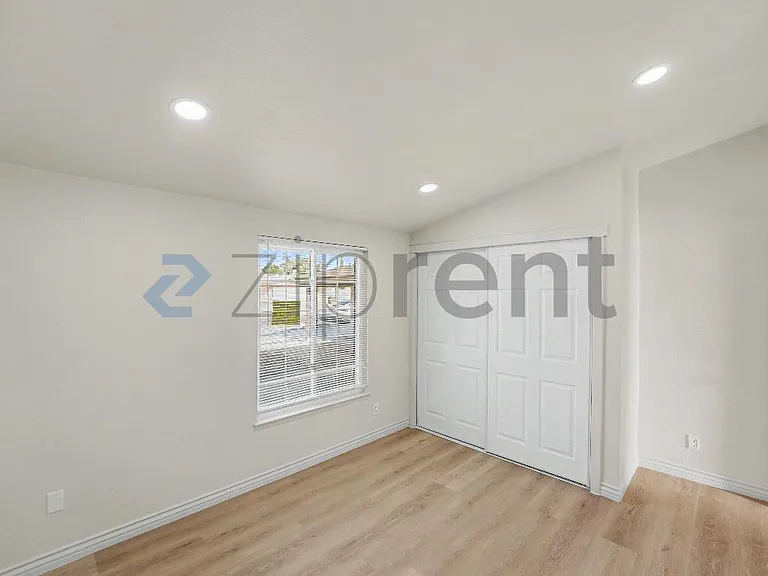 44283 E Raysack Ave — Photo 10