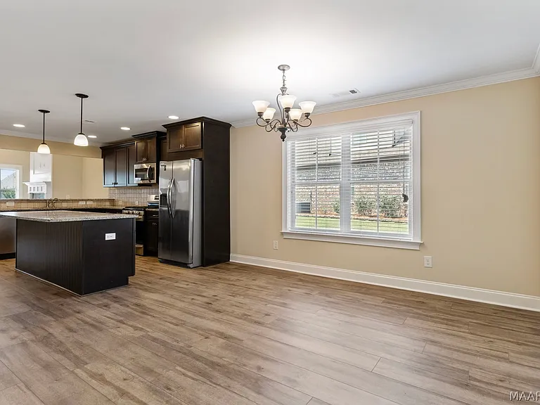 1005 Allison Dr — Photo 14