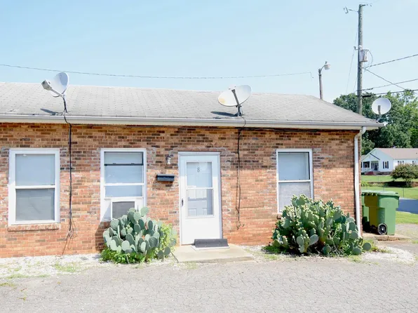 210 Maple Dr APT 8, Mount Holly, NC 28120