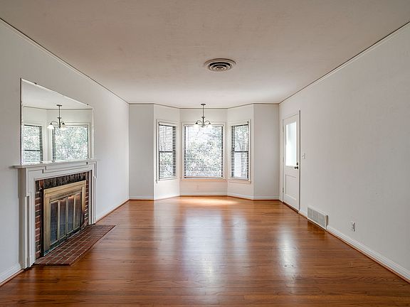 2nd image of 6452 Locke Ave