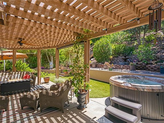 2nd image of 32185 Paseo San Esteban