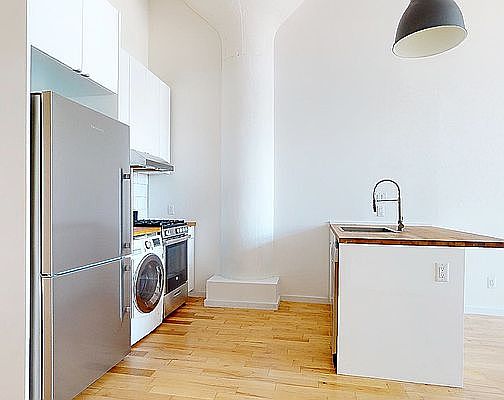 2nd image of 59 Bogart St #312