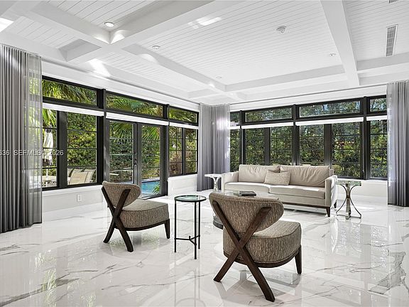 4th image of 4363 Nautilus Dr