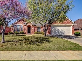 2309 Regina Dr, Corinth, TX 76210