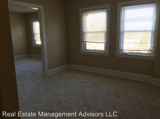 7900 High School Rd APT 4, Elkins Park, PA 19027