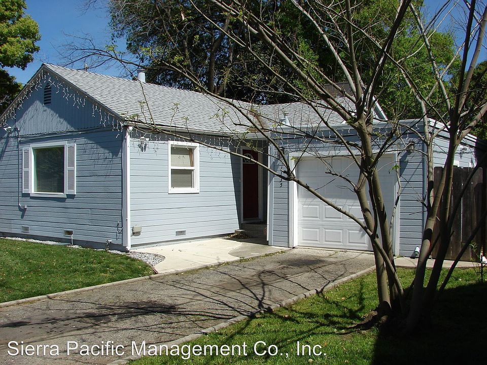 1st image of 1135 Plumas St