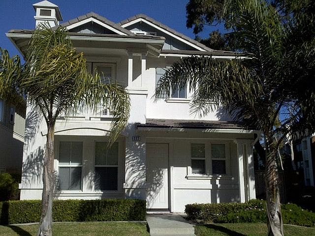 1st image of 277 Seaview St