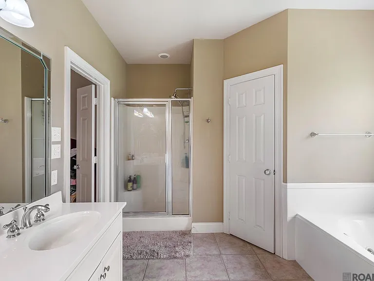 10743 Hillbrook Ave — Photo 11
