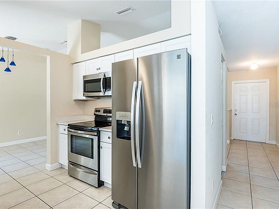 4th image of 2498 Haven St