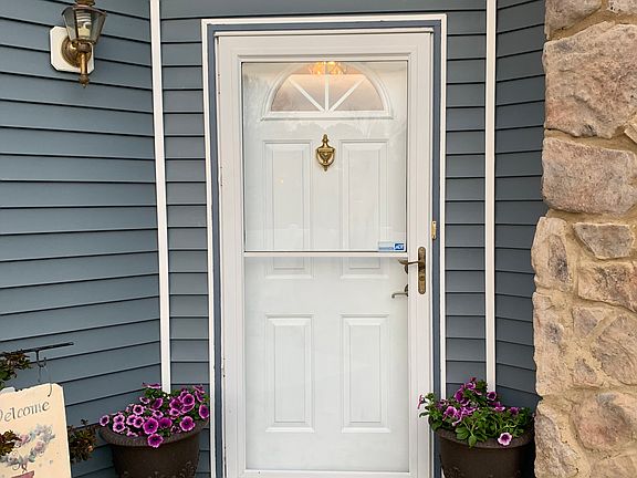 2nd image of 2403 Wanstead Ct