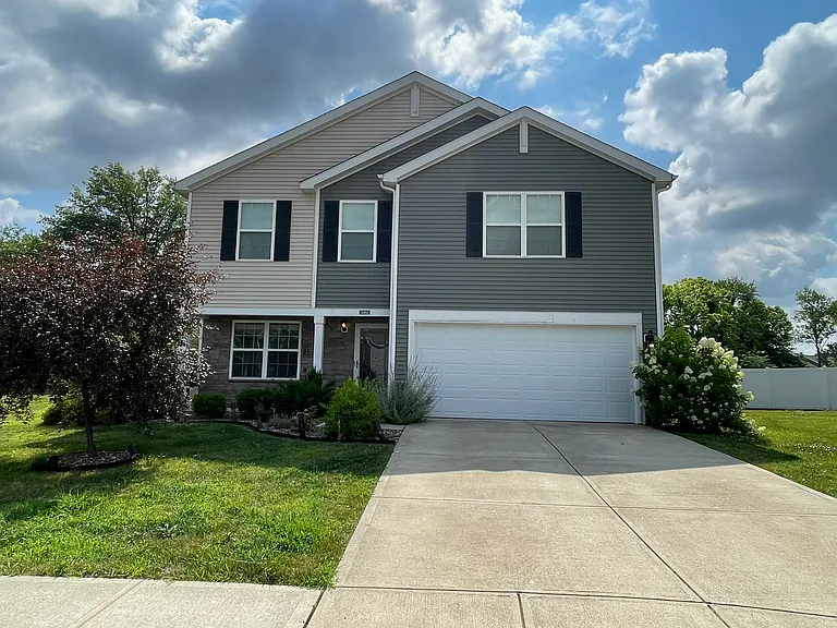 4464 Averly Park Cir — Photo 1