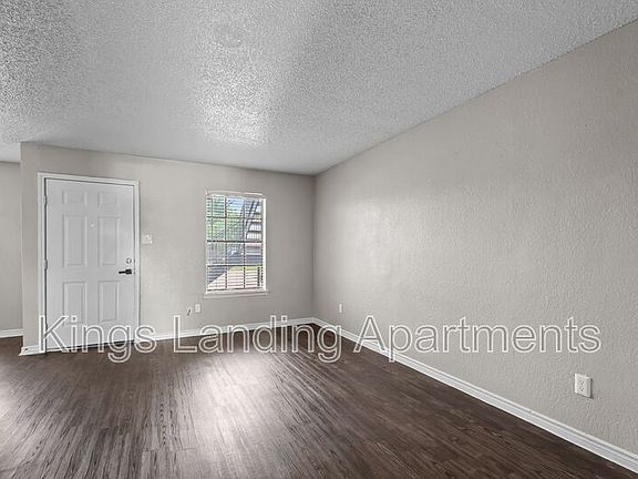 3rd image of 306C Kings Way Dr