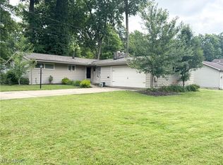 1425 Tomilu Dr, Girard, OH 44420
