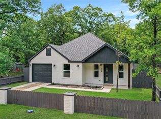 229 Longhorn Rd, Mabank, TX 75156