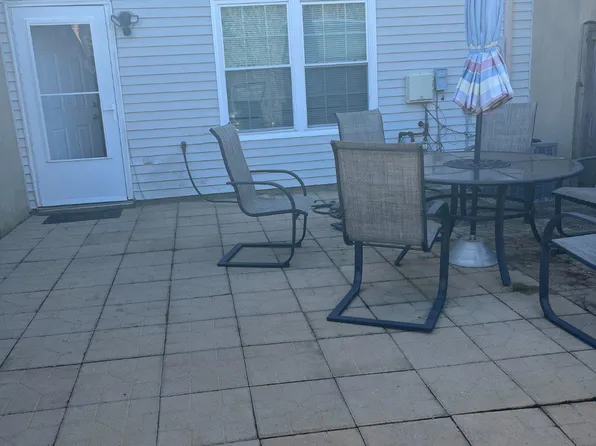 14684 Cloverdale Rd, Woodbridge, VA 22193