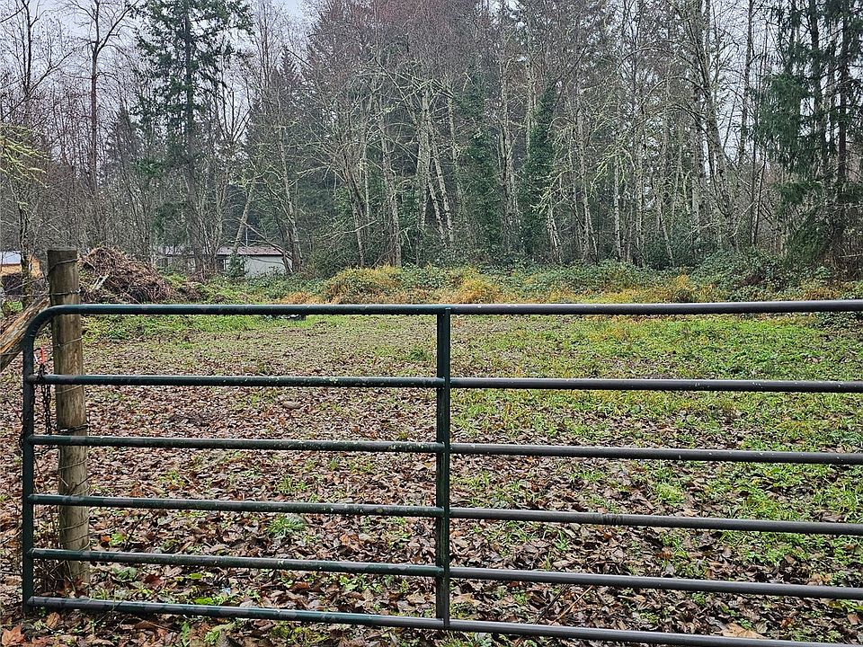 1st image of 22610 River Court Court SE