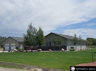 600 Deerfield Dr, Riverton, WY 82501
