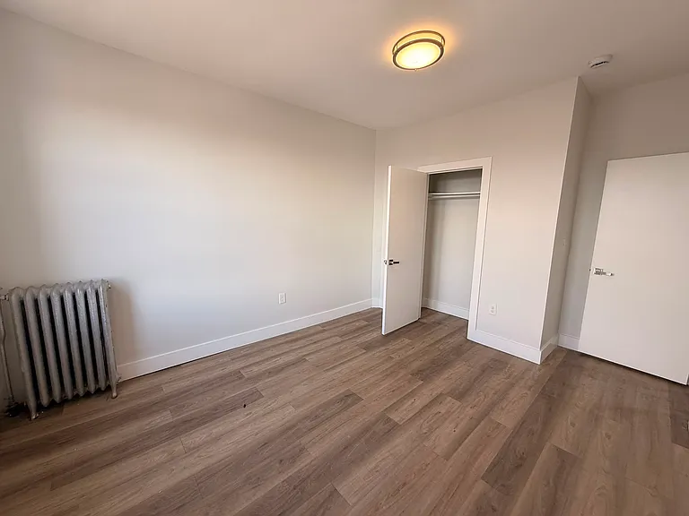 156 Bergen Ave #45E — Photo 6