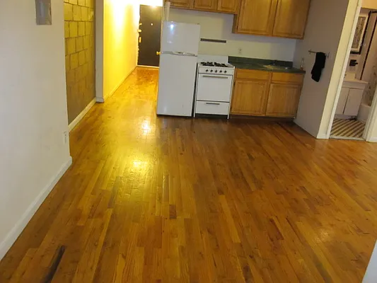 Rented by Empire One Realty | media 9