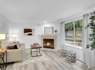 20114 66th Pl W APT 1D, Lynnwood, WA 98036