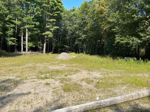 359 Gorham Road, Scarborough, ME 04074
