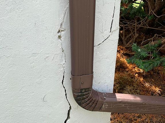 3rd image of 1208 Stafford Ave