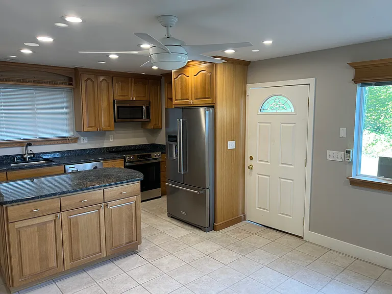 Main entrance into the kitchen and living room