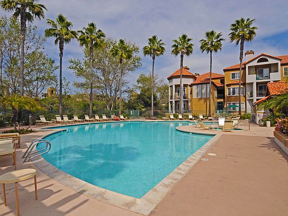 2nd image of 2020 Camino De La Reina Unit 214