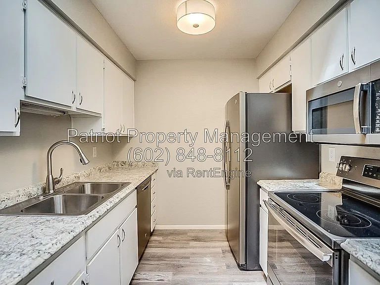 20420 N 6th Dr #7 — Photo 14