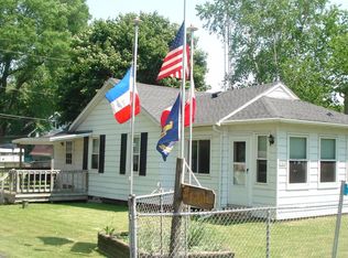 24816 Columbus St, Kansasville, WI 53139