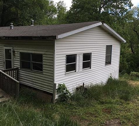 3rd image of 71 Hickory Flats Dr
