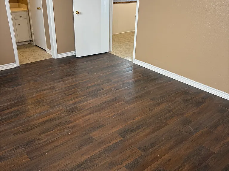 610 N Durant Ave — Photo 18