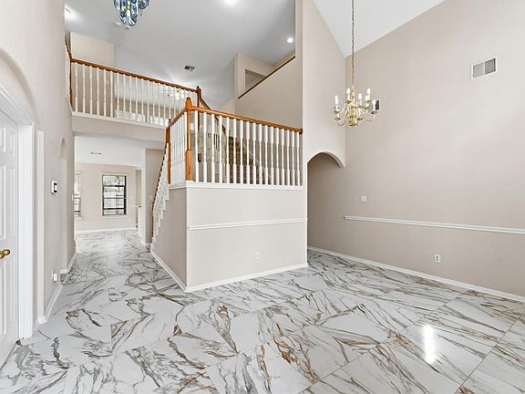 5th image of 91 S Downy Willow Cir