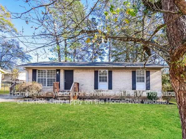 18 Westgate Park Dr, Newnan, GA 30263